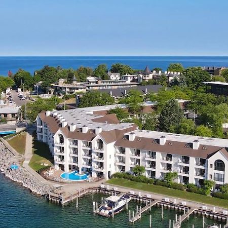359 Edgewater Inn Charlevoix Luaran gambar